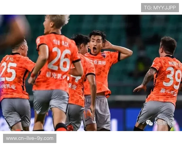 上海篮球队以56分领跑世界锦标赛积分榜展现强大实力