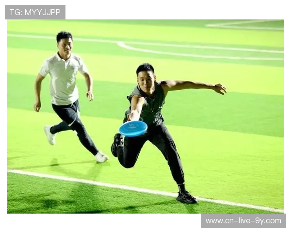 飞盘运动的魅力与挑战：深入探讨西安飞盘队的灵活性与团队协作